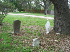 MOUNTAIN CITY OAKS GRAVE