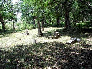 An "after" view of Byrd Owen-Payne Cemetery following HCHC maintenance.